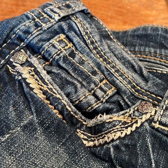 Silver Jeans Suki Mid Capri 29 - Picture 9 of 15